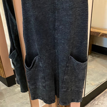 Load image into Gallery viewer, Mineral Wash Lounge Half-Jumper
